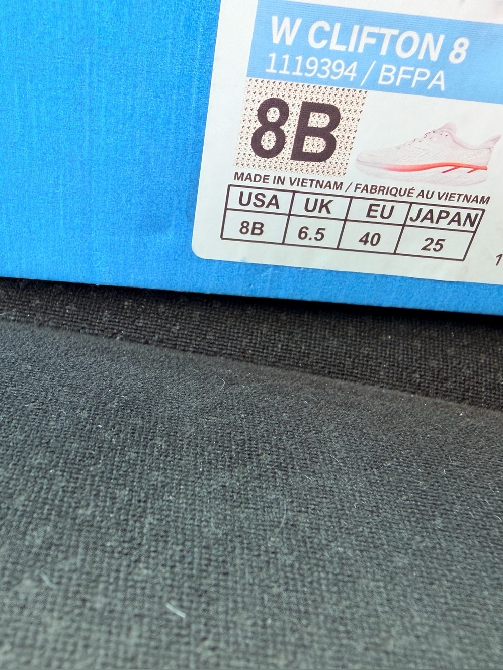 Hoka one Clifton 8 size 8 brand new in box - Picture 5 of 7
